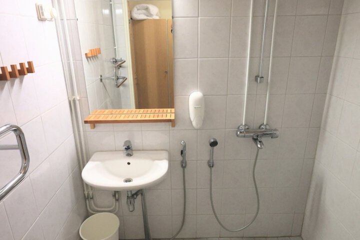 Room 7 of 14