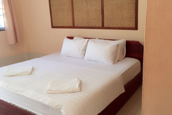 Room 8 of 58