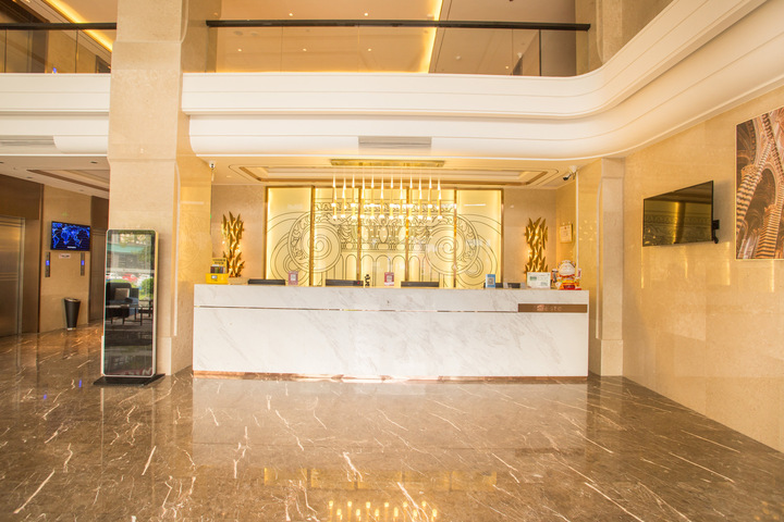 Hotel Interior 21 of 32