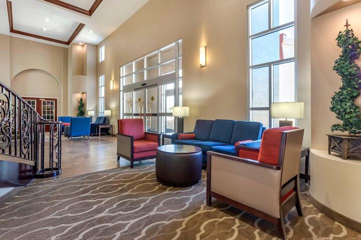Guest Lobby
