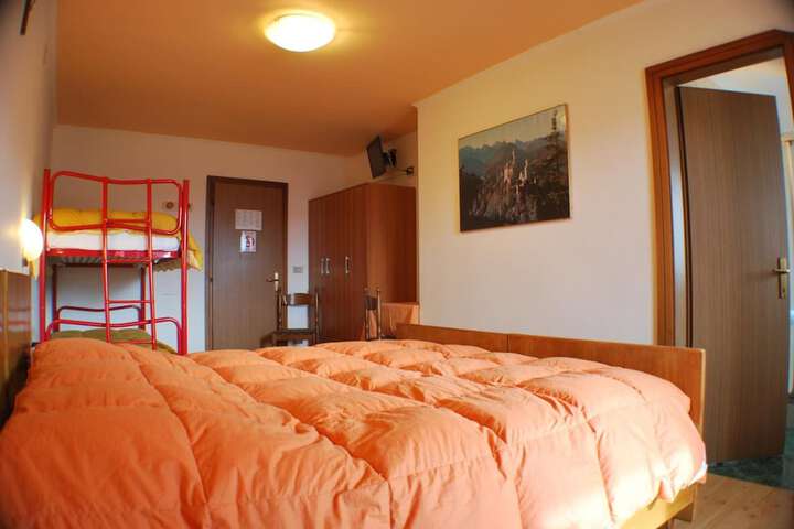 Room 19 of 61