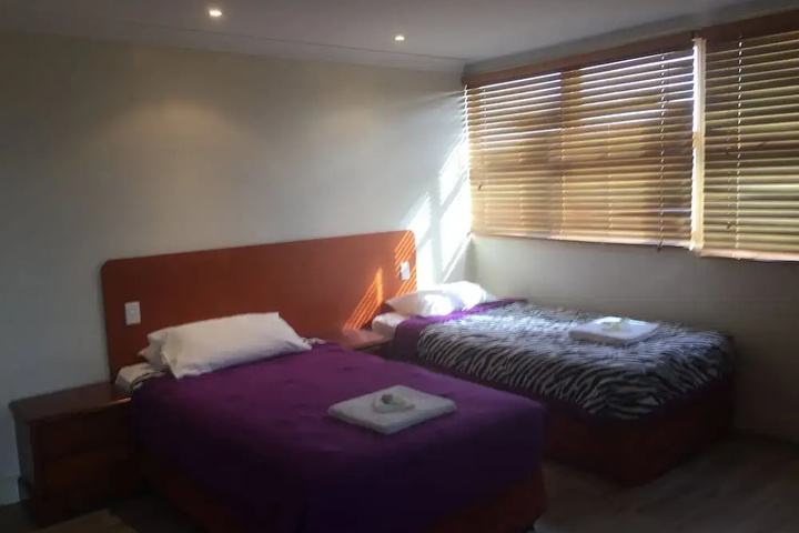 Room 2 of 15