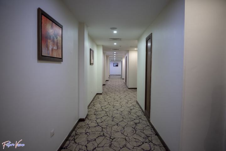 Ballroom/Hall 37 of 50