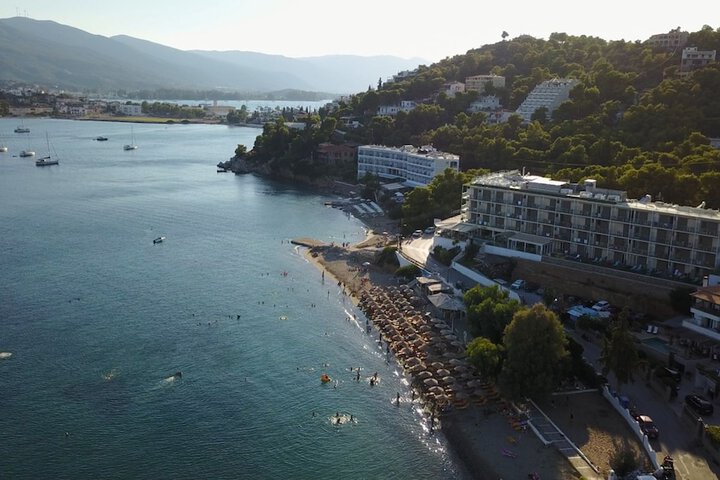 Hotel 74 of 79
