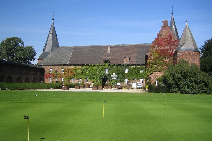 Golf 10 of 19