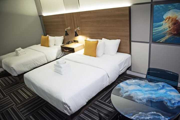Room 7 of 22