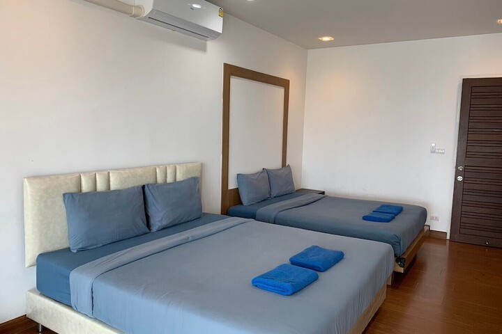 Room 35 of 263