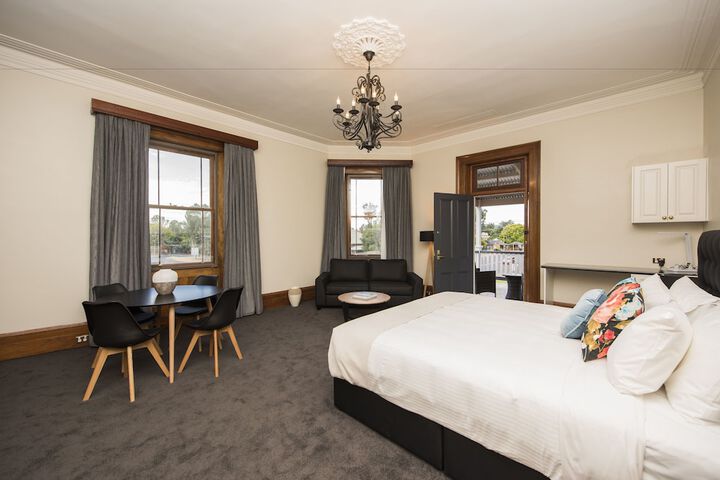 Room 15 of 132