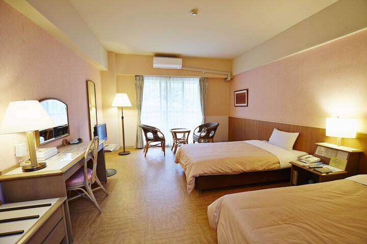 Room 3 of 24