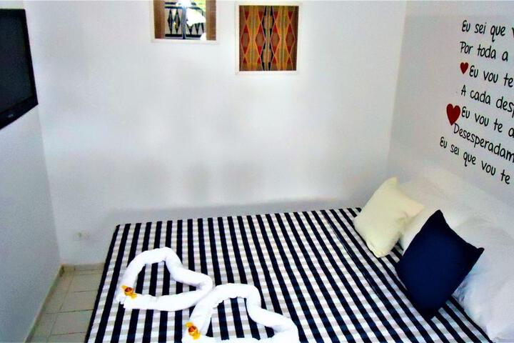 Room 10 of 15