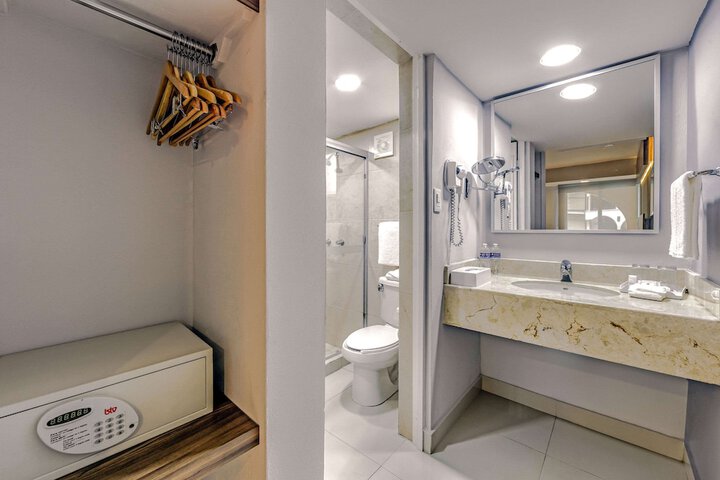 Room 20 of 46