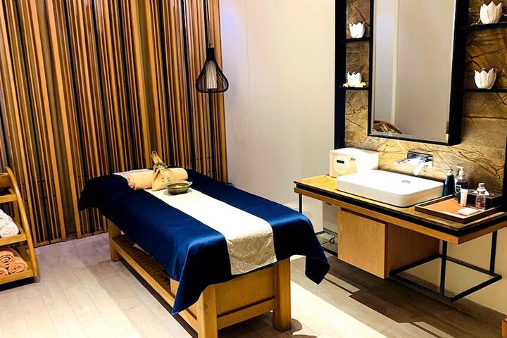Spa 19 of 25