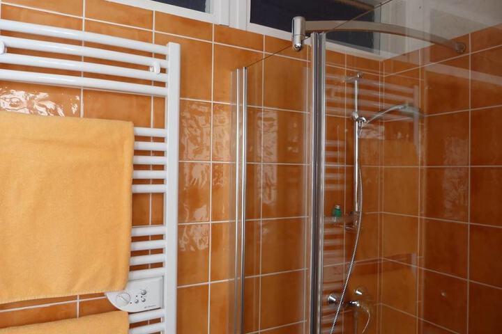 Bath Interior