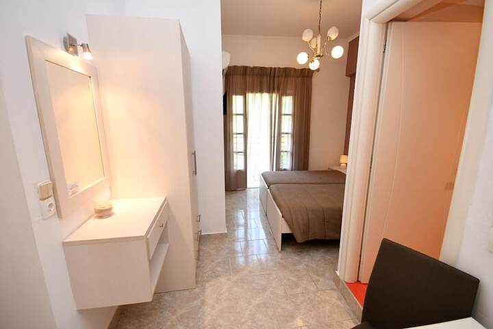 Room 20 of 65