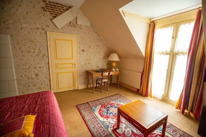 Room 96 of 169