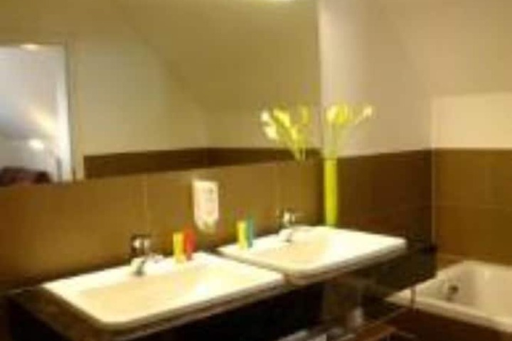 Clean Restrooms