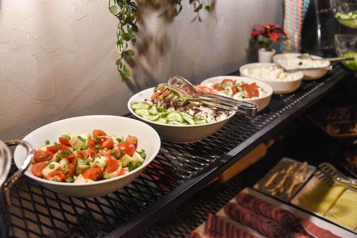 Dining 45 of 61