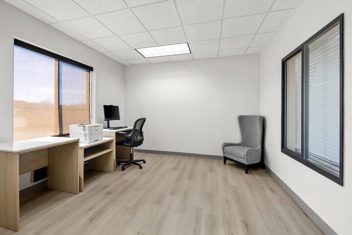 Business Center 62 of 68