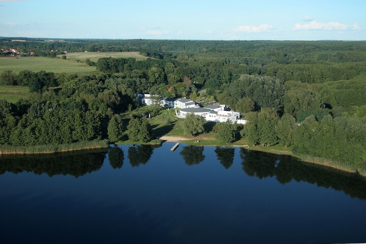 Hotel Entry