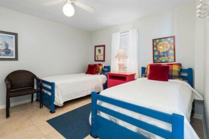 Room 290 of 360