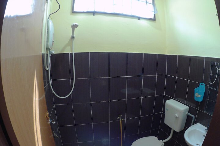 Room 14 of 35