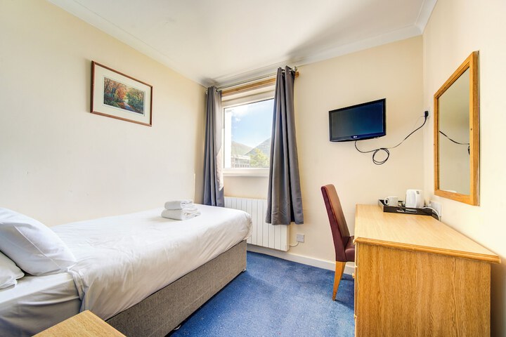 Room 36 of 159
