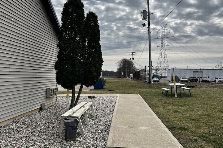 Property Grounds 44 of 53