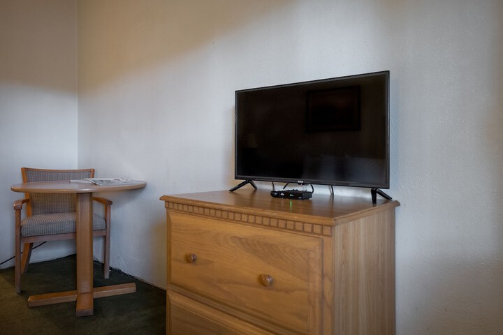 Room 11 of 73
