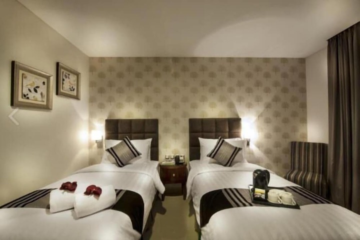 Room 5 of 25