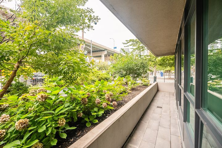 Terrace/Patio 231 of 330