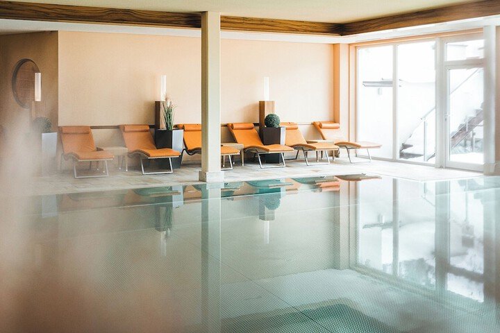 Pool 67 of 133