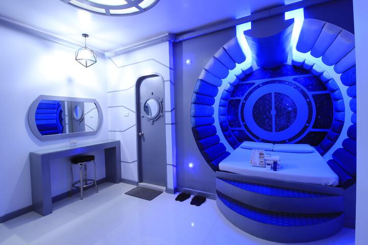 Room 8 of 53