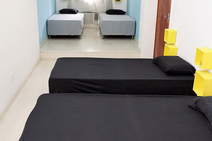 Room 4 of 19