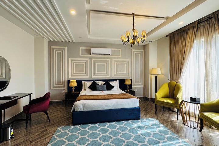 Room 14 of 67