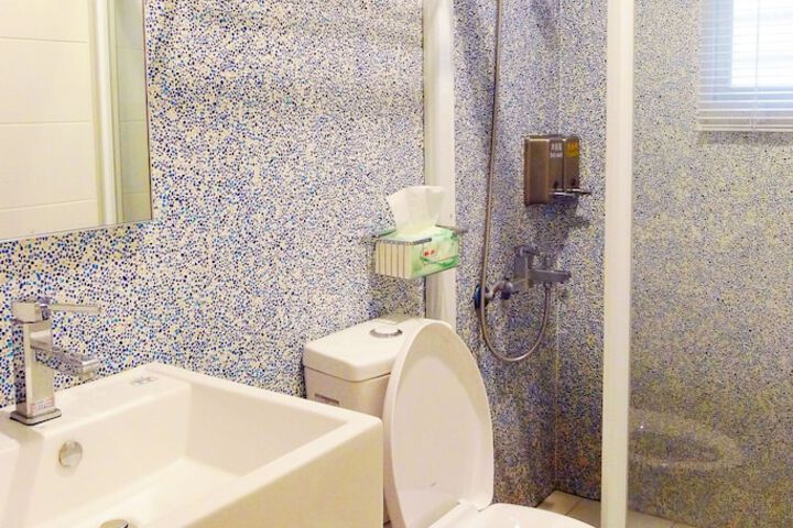 Clean Restrooms