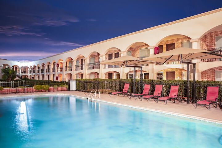 Photo of Gamma Ciudad Juarez Pool