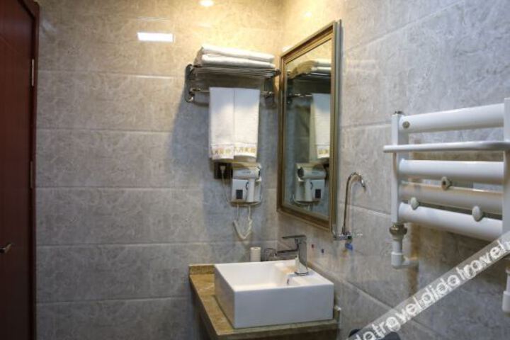 Yongjingsanchuan Business Hotel