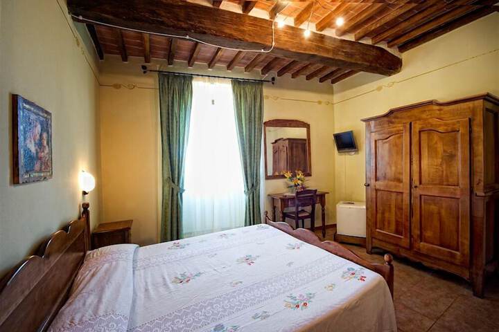 Room 7 of 35