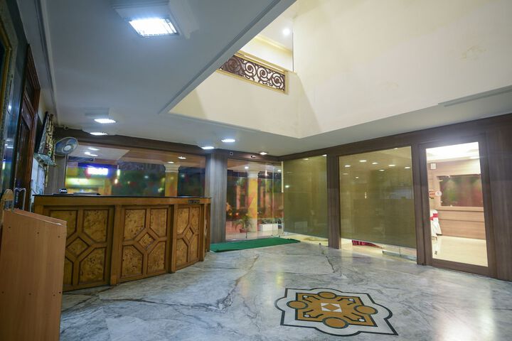 Hotel Interior 4 of 38