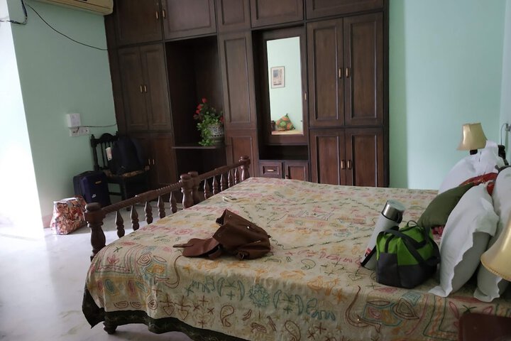 Room 7 of 13