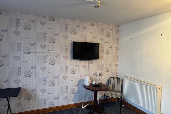 Room 62 of 156