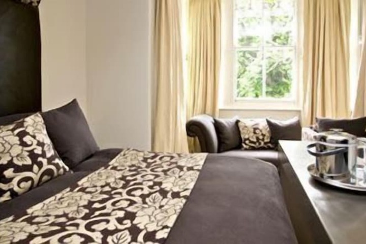 Room 20 of 46
