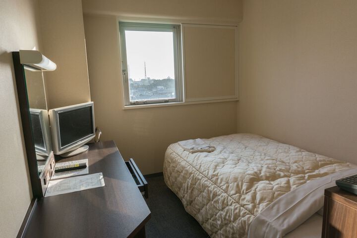 Room 10 of 31