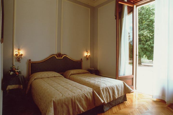 Room 21 of 70