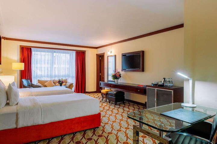 Room 35 of 150