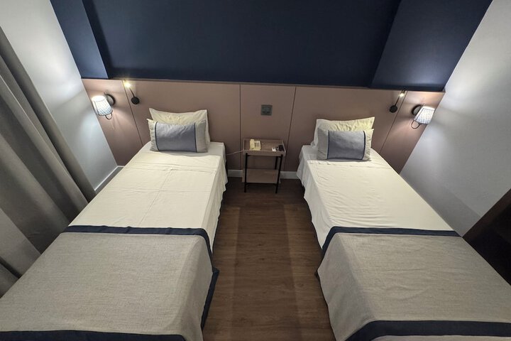 Room 18 of 42