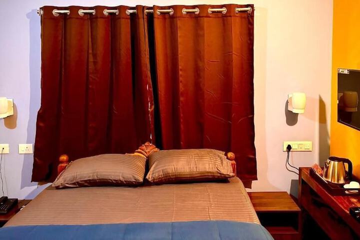 Room 9 of 73