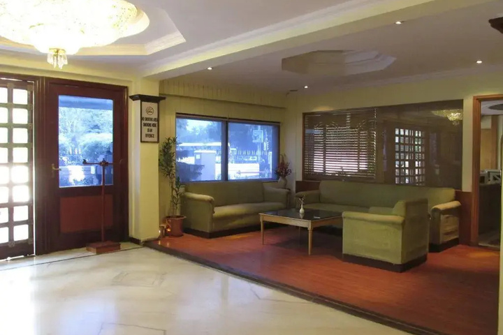 hotel_rooms