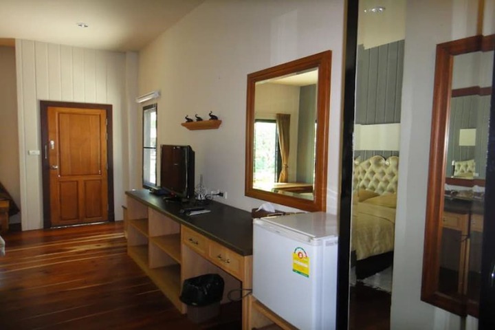 Room 17 of 31