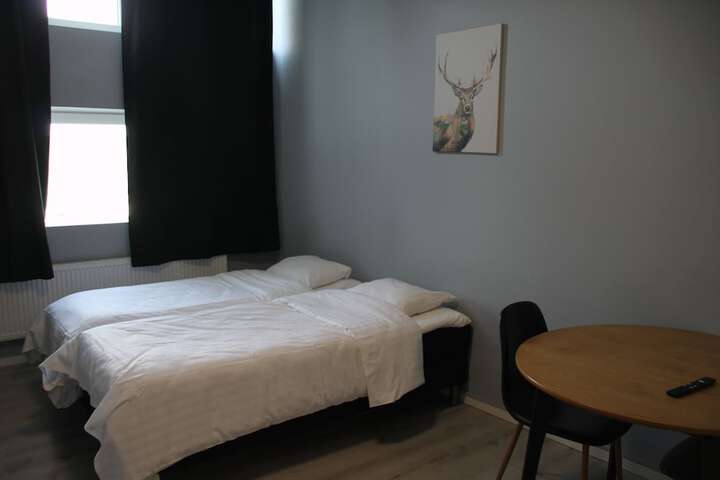 Room 7 of 50